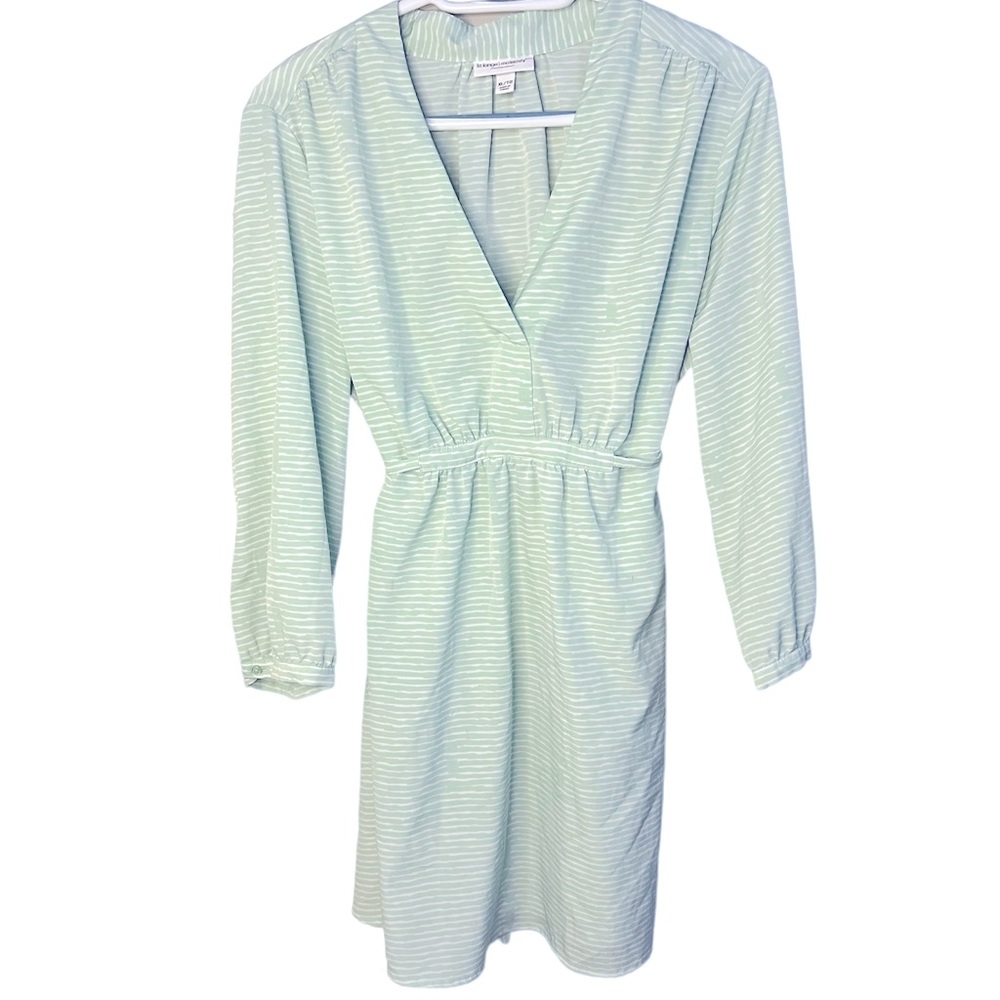 Liz Lange maternity shirt